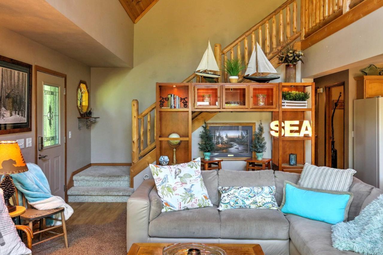 Roomy House On 2 Acres - 2 Mi To Egg Harbor Beach! Exterior photo