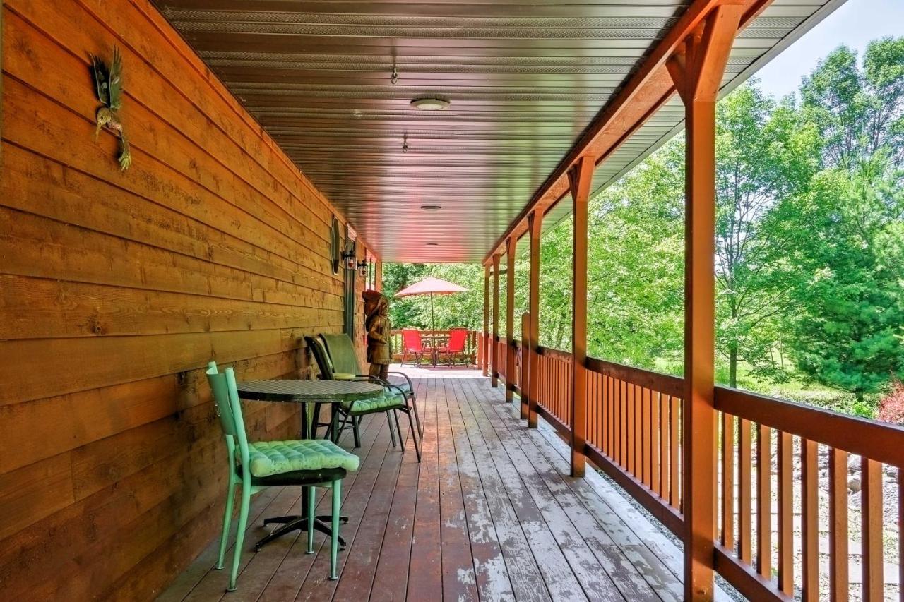 Roomy House On 2 Acres - 2 Mi To Egg Harbor Beach! Exterior photo